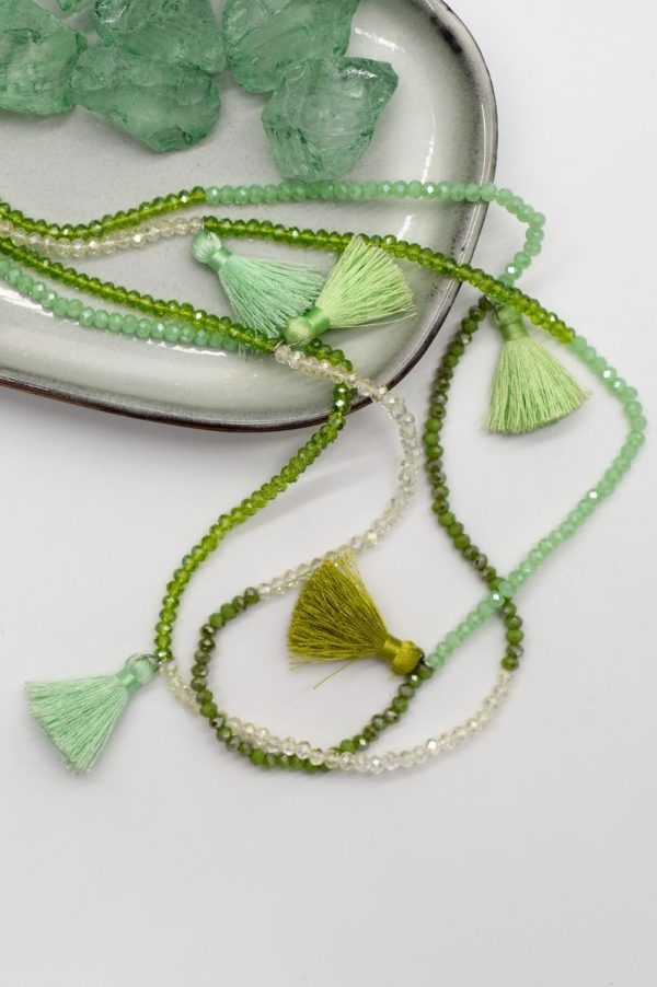 Green Tussel & Bead Necklace - Image 3