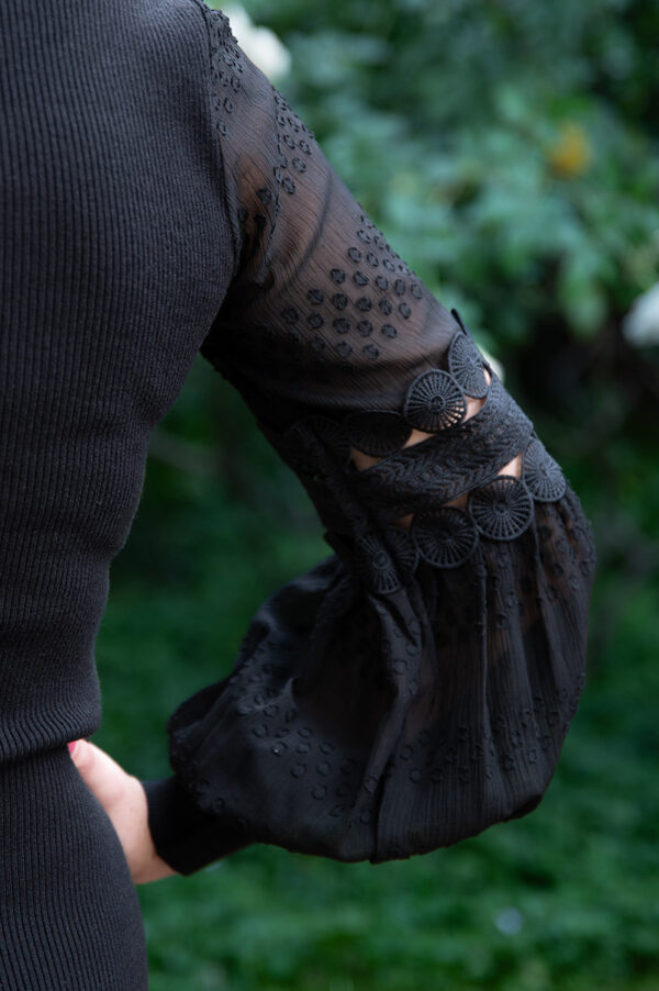 Floral Elegance Black Dress - Image 8