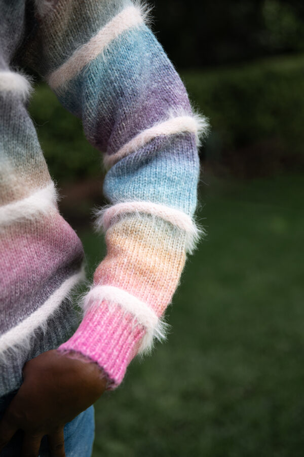 Pastel stripe knit - Image 5